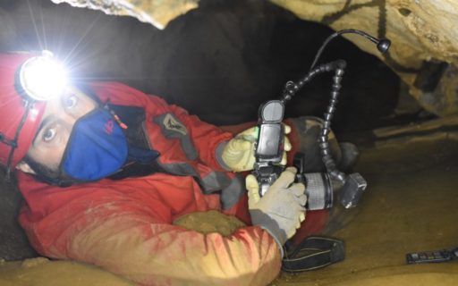 Diego Gárate en Cueva Micolón