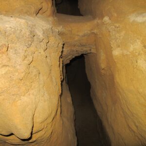 Depósitos de arenas y limos en la Cueva de EL juyo