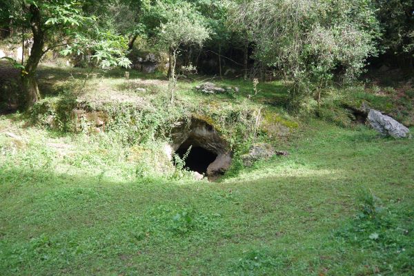 Imagen general cueva de La Chora