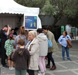 Grupo Arte Prehistorico con gafas de realidad virtual Grupo Arte Prehistorico con gafas de realidad virtual