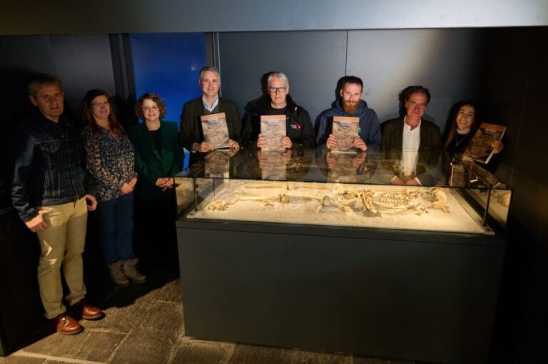 Presentación de la monografía de la cueva de Errotalde I en el Museo de Navarra