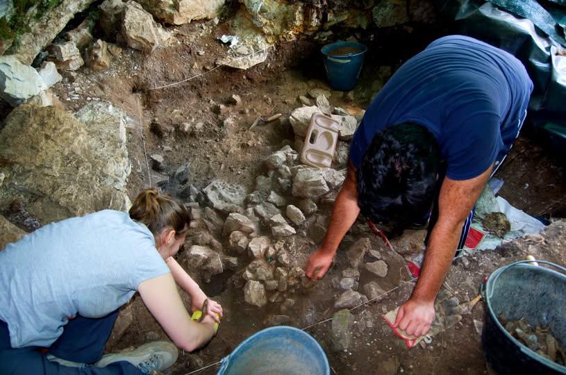 Excavaciones 2025