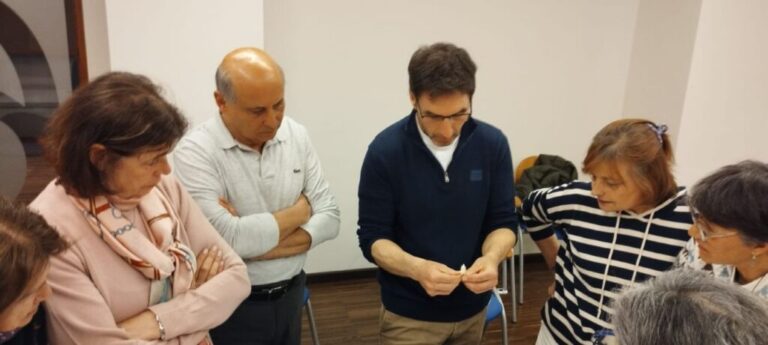 Taller “Ornamentos personales en sociedades cazadoras-recolectoras”